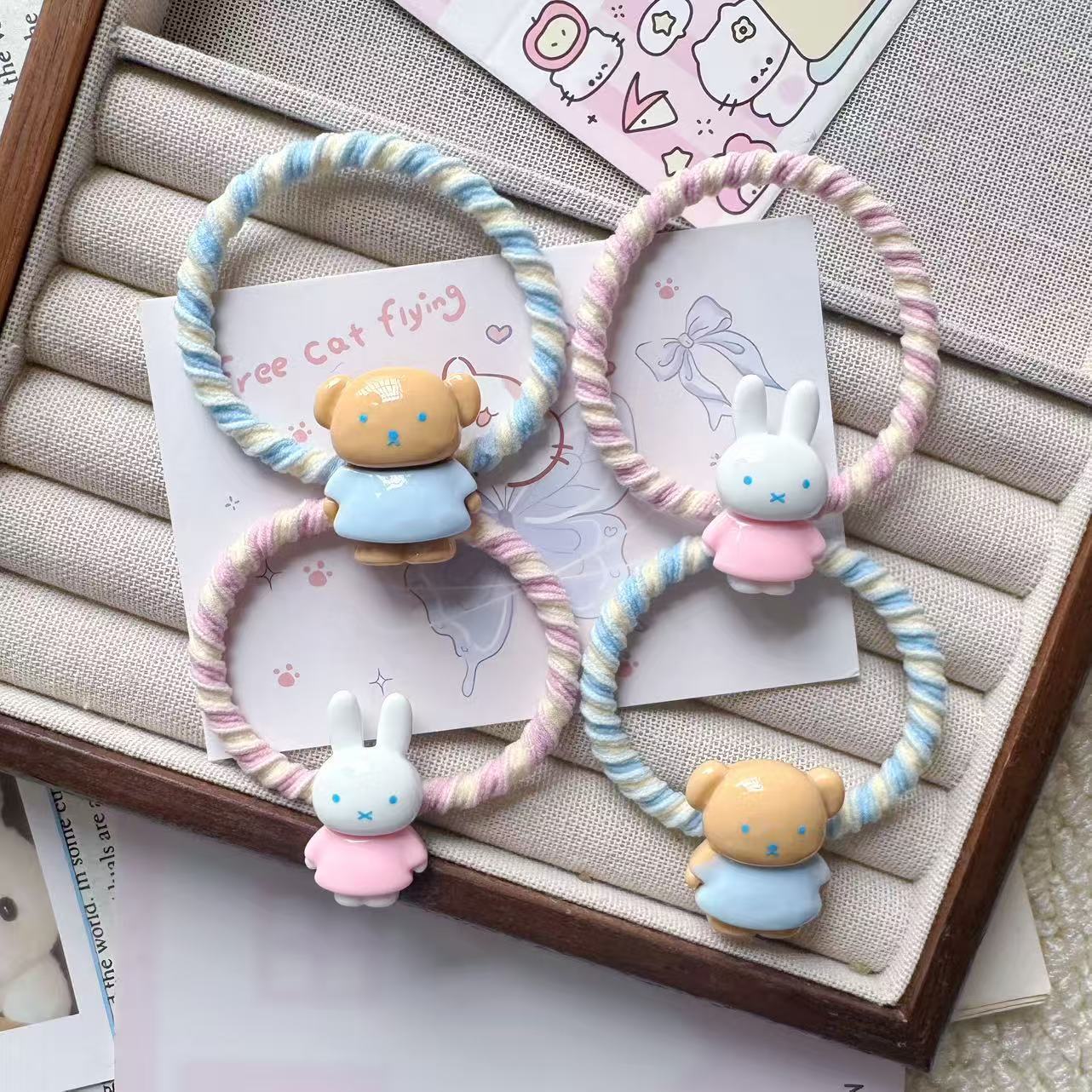 Phone Accessories Design - Élastique à cheveux en résine Miffy