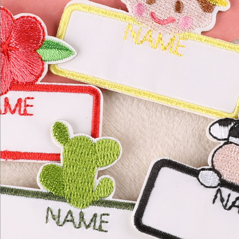 Badges nominatifs brodés, 10 p - Phone Accessories And Names avis et prix